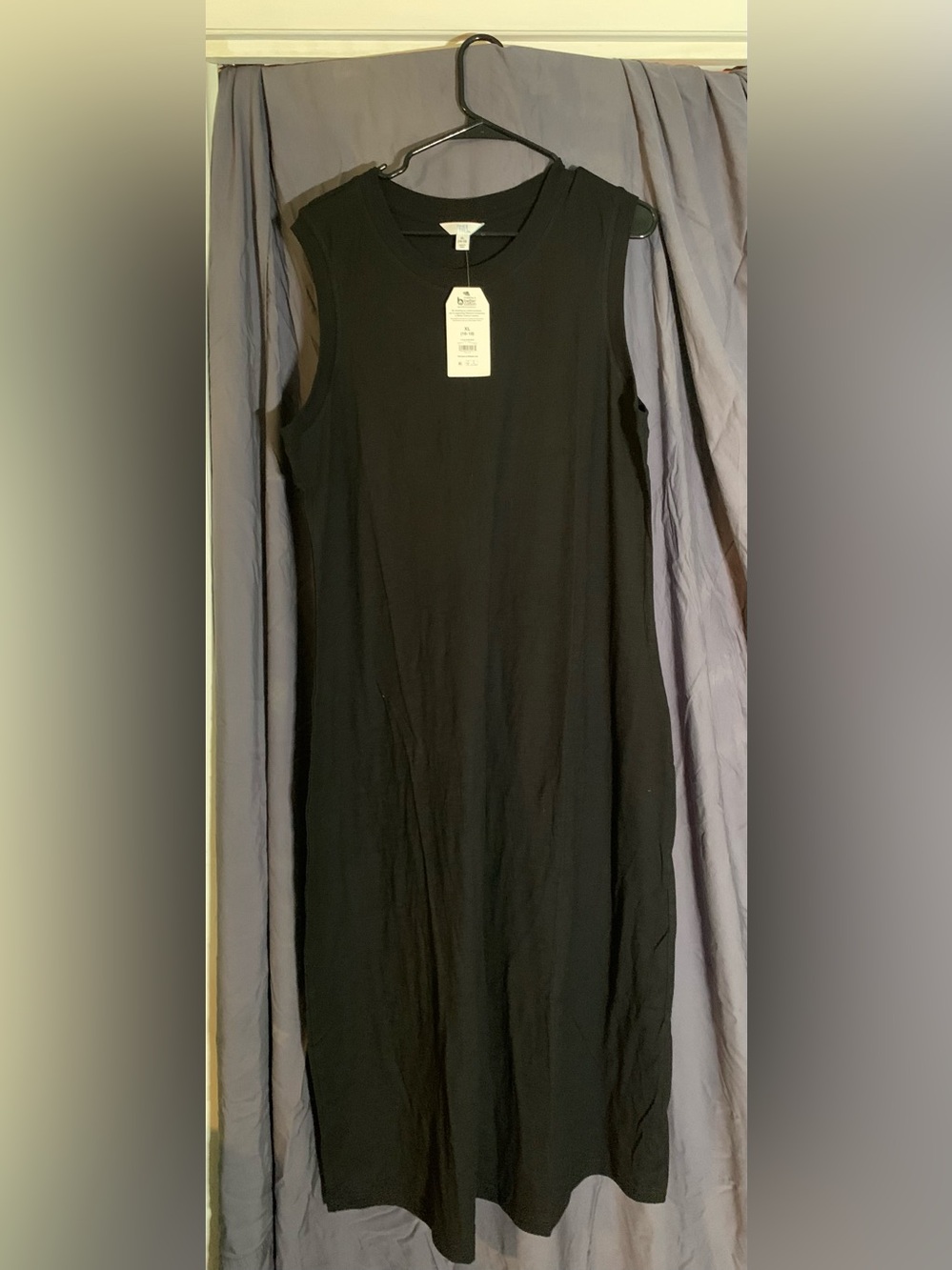 Time and Tru Black Sleeveless Midi Dress